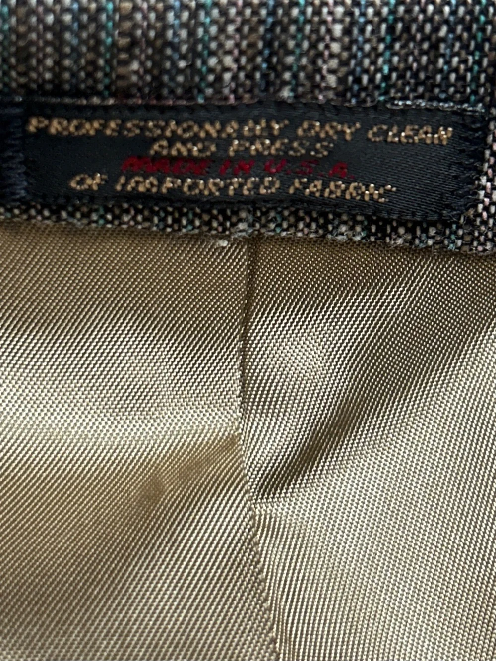 Luskey’s pockets jacket